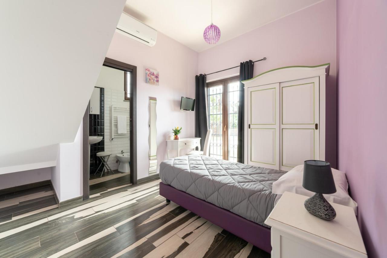 Myricae Rooms Affittacamere No Late Arrival Fiumicino Kültér fotó